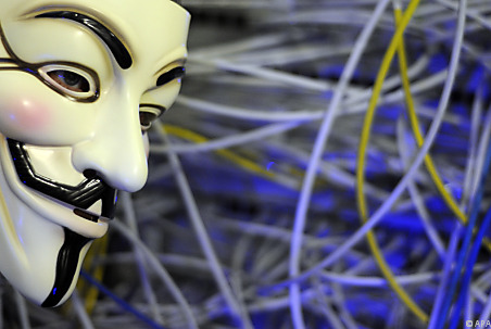 Anonymous legt IS-Konten lahm