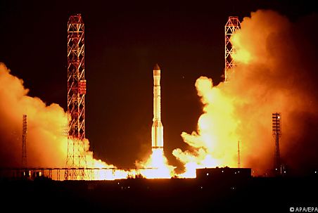 Proton-M-Rakete startet in Baikonur